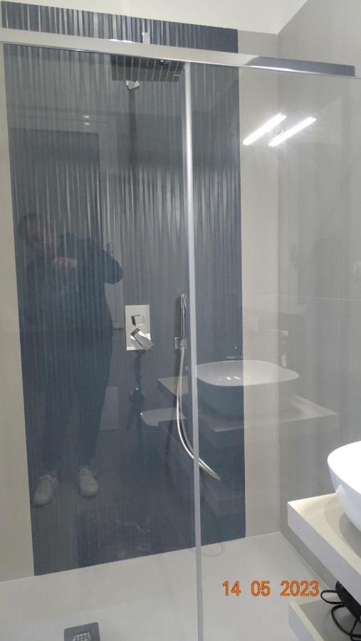 Polahouse Apartment Шака Екстериор снимка